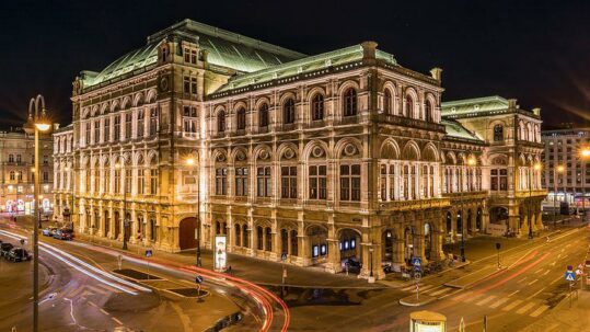 vienna-state-opera-4403839__480.jpg